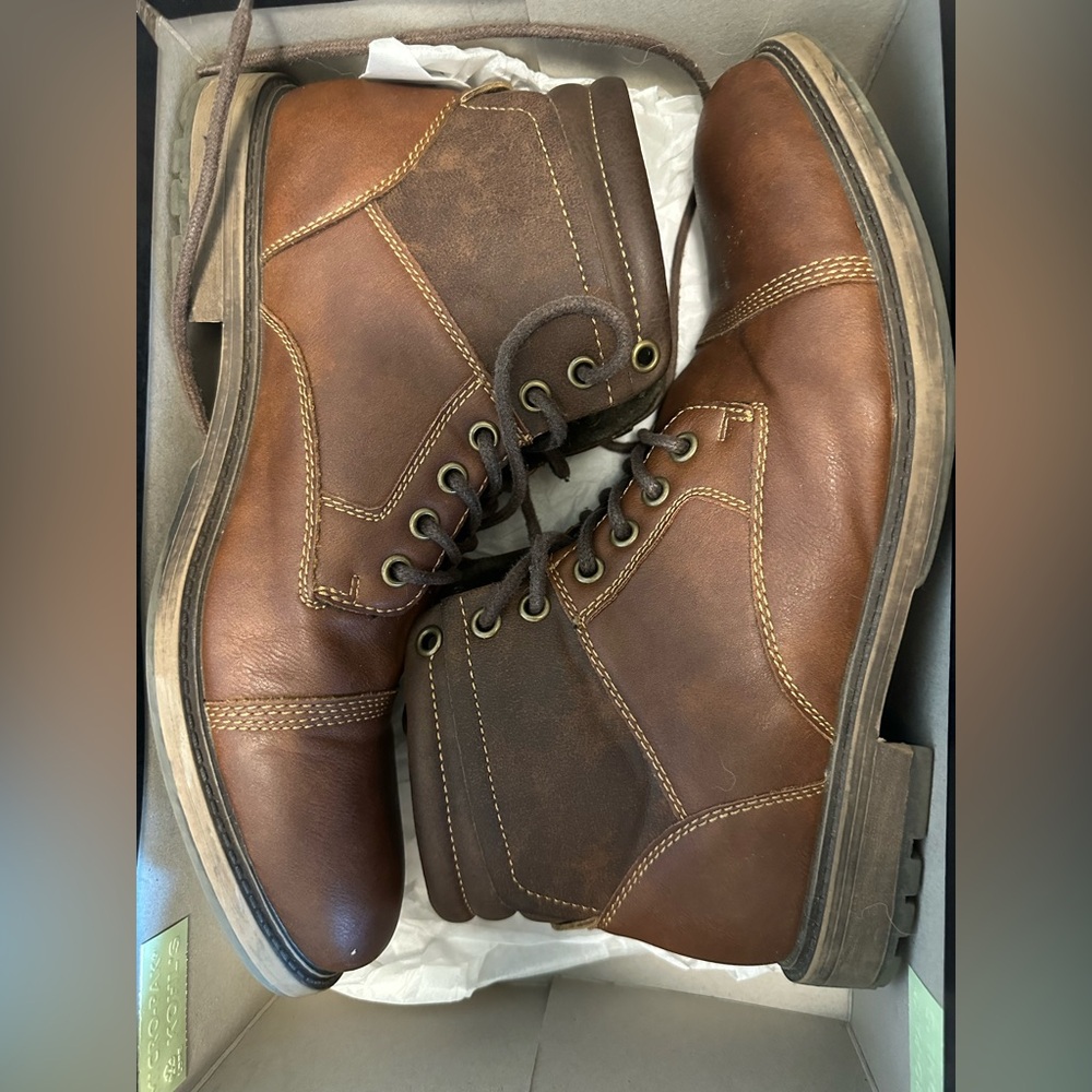 Like new! Men’s boots